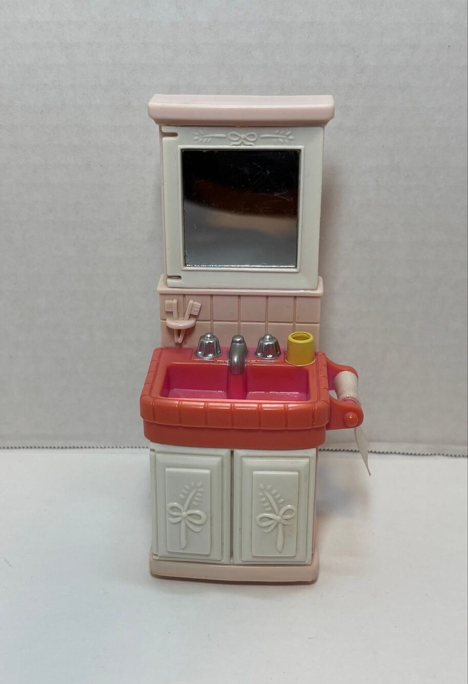 Fisher Price Loving Family Dollhouse Pink Bathroom Sink Mirror Vanity 1999